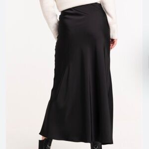 Vintage Y2K Maxi Skirt Formal Satin Dark Romantic Goth Size 9/10, Black